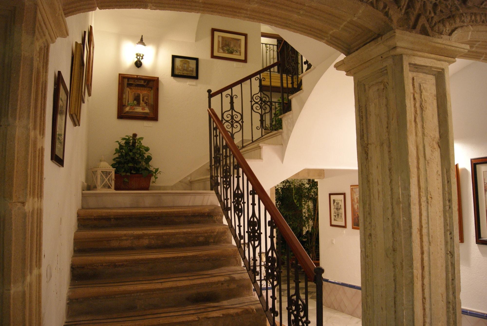 Casa Palacio De Los Leones El Puerto de Santa Maria Exterior photo