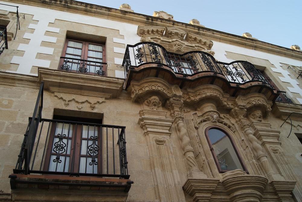 Casa Palacio De Los Leones El Puerto de Santa Maria Exterior photo